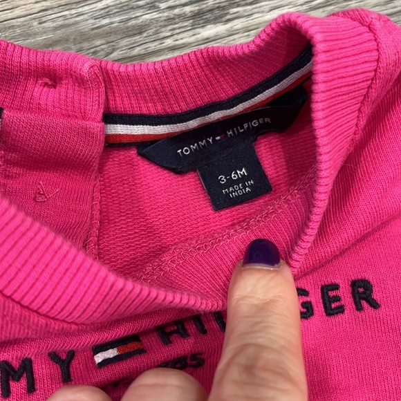 Tommy Hilfiger sweater - Picture 4 of 5